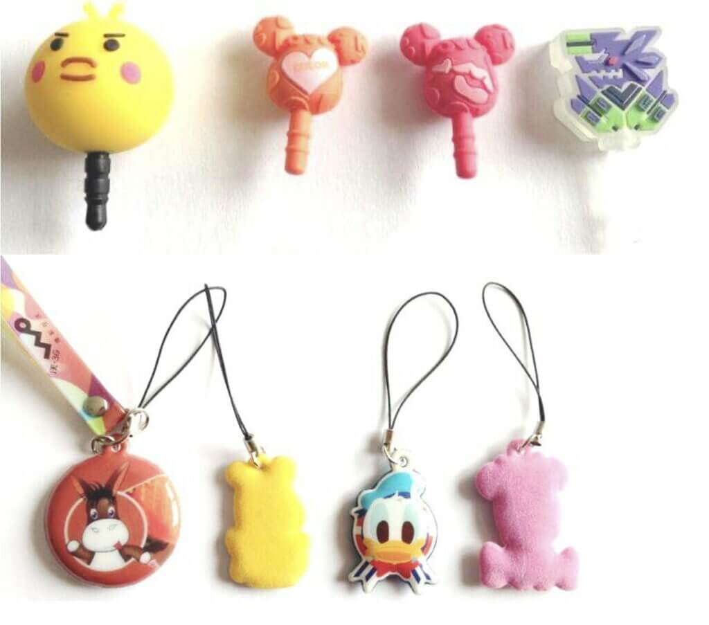 各種耳機飾物,上面有不同的人物。